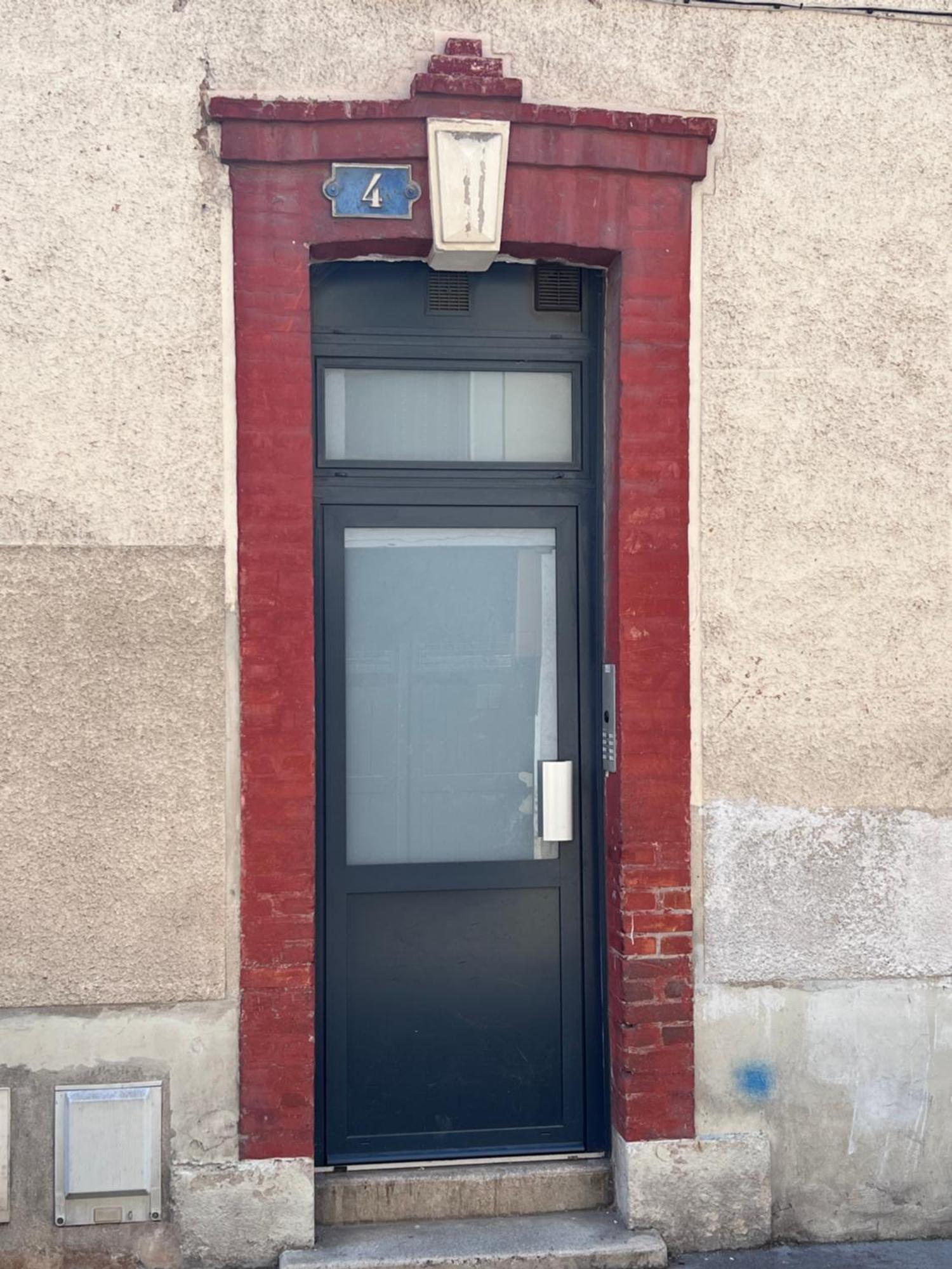 Le Fleuri - Reims - Wifi Gratuit - Quartier Calme Apartment Exterior foto